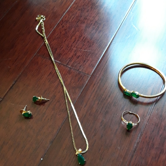 Necklace, bracelet, earring, ring - Picture 8 of 8